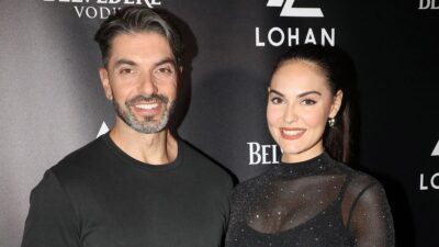 Η Βρισηίδα Ανδριώτου και ο Σπύρος Μαρτίκας σε βραδινή έξοδο.