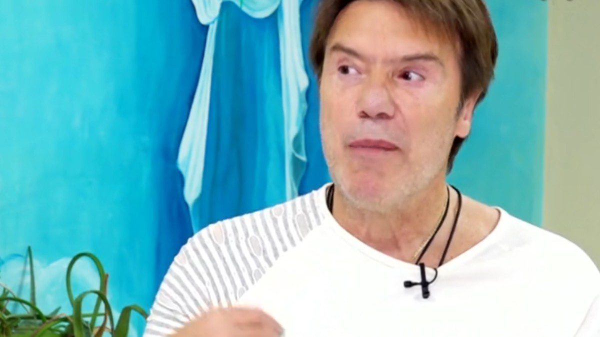 Ο Στράτος Τζώρτζογλου στο Happy Day