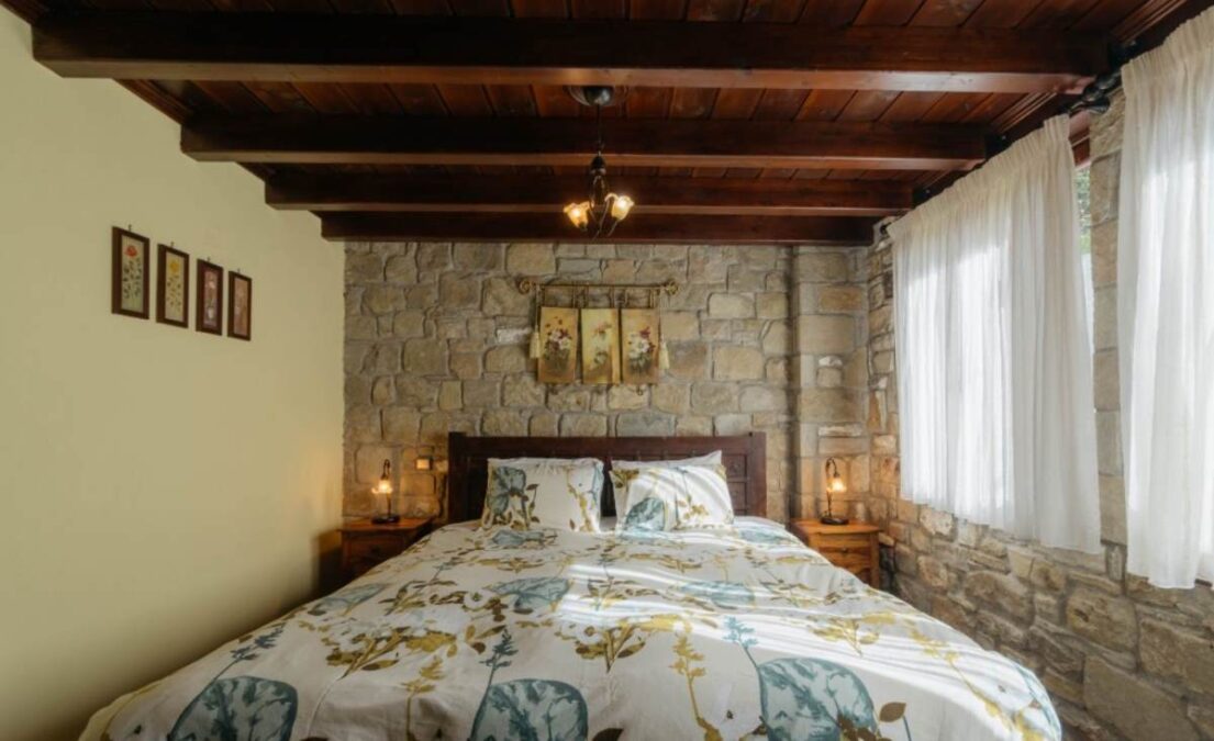 Τα Πέτρινα στην Ελάτη Τρικάλων