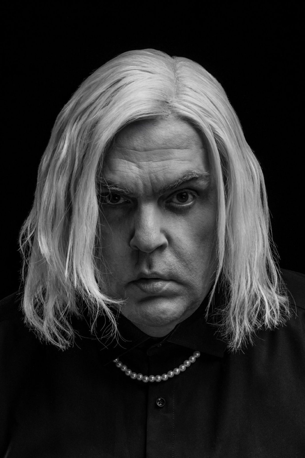 θεατρική παράσταση Είμαι η γυναίκα μου