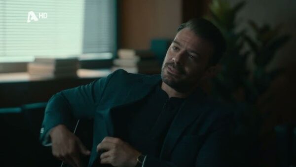 Σκηνή με τον Πέτρο από την σειρά ο Τιμωρός