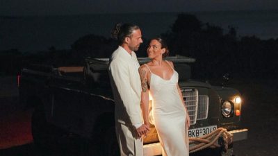 Η Ευρυδίκη Βαλαβάνη και ο Γρηγόρης Μόργκαν στη φωτογράφιση του γάμου τους