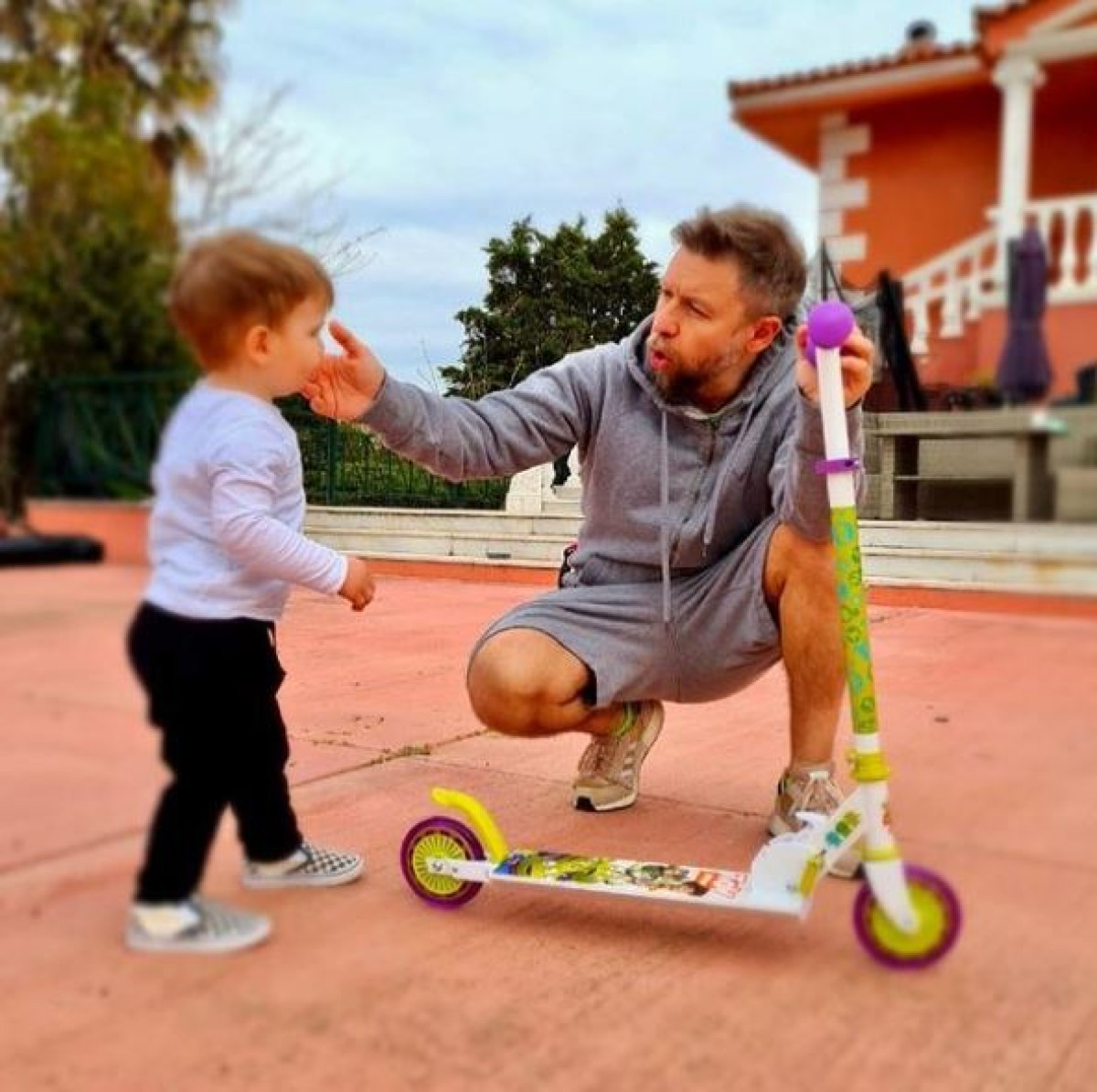 Ο κήπος στο σπίτι του Γιάννη Βαρδή