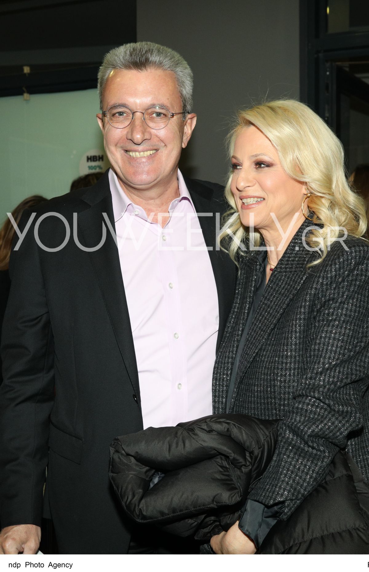 Ο Νίκος Χατζηνικολάου και η Κρίστη Τσολακάκη στο Θέατρο