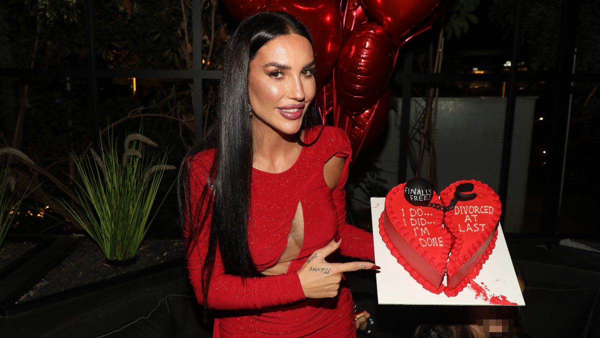 Η Ζέτα Θεοδωροπούλου στα γενέθλια της.