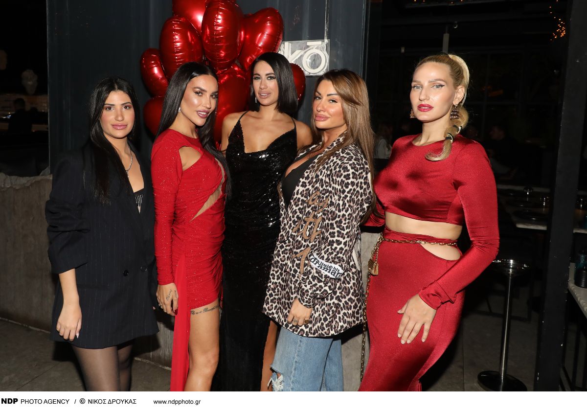 Η Ζέτα Θεοδωροπούλου στα γενέθλια της.