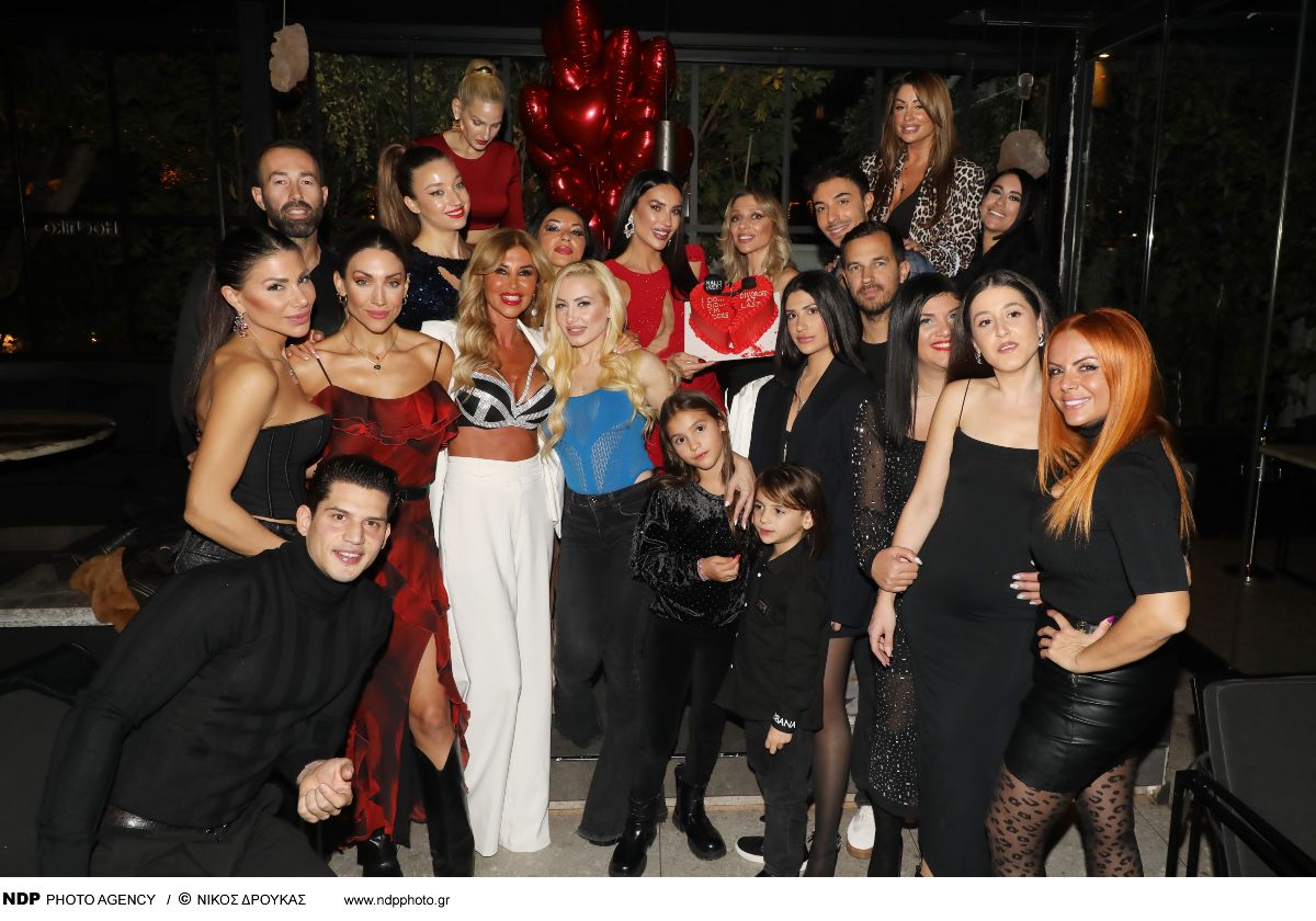 Η Ζέτα Θεοδωροπούλου στα γενέθλια της.