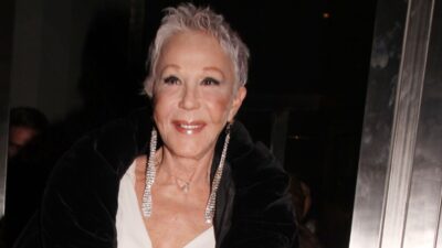 Η Ζωή Λάσκαρη