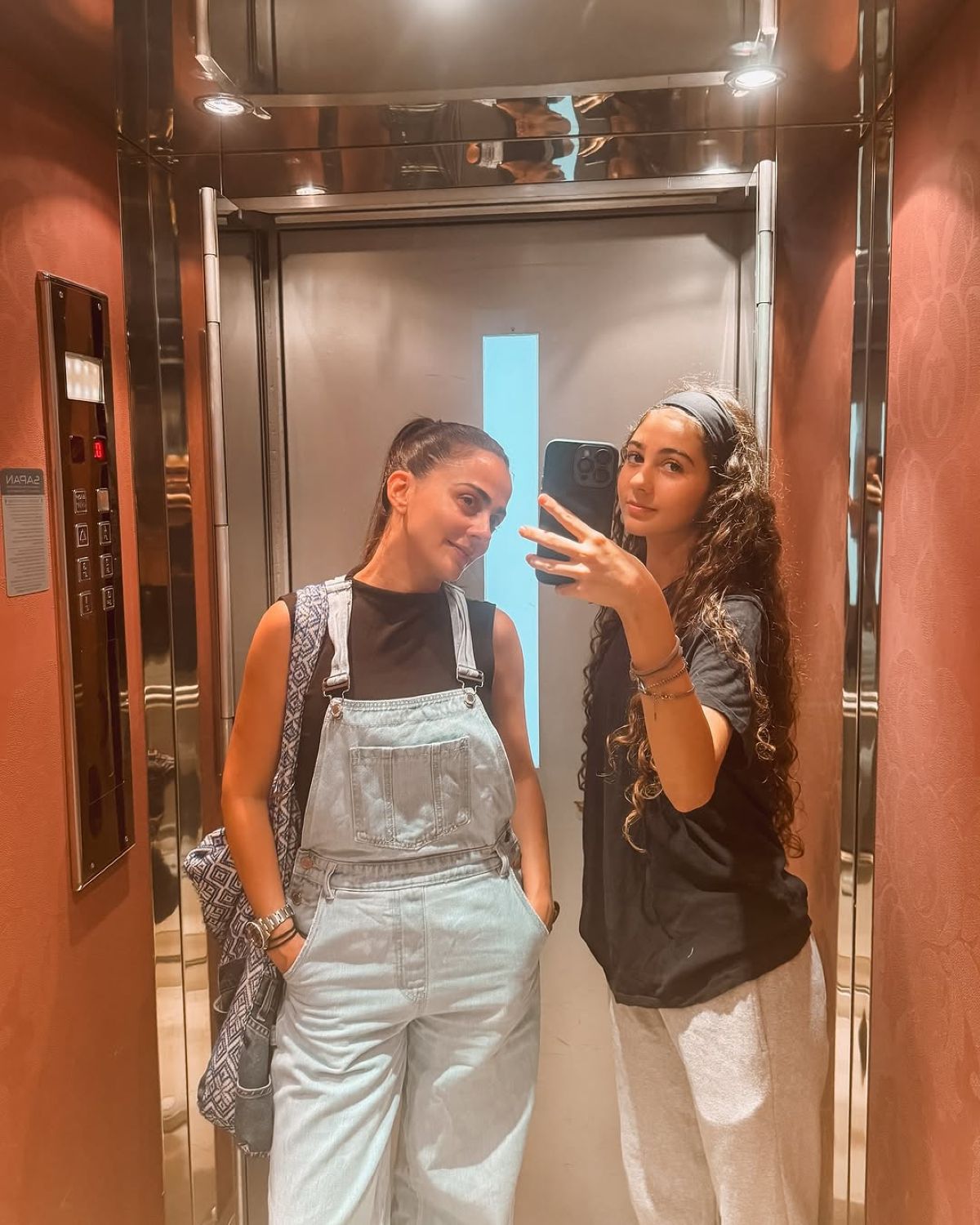 Η Αγγελική Δαλιάνη με την κόρη της