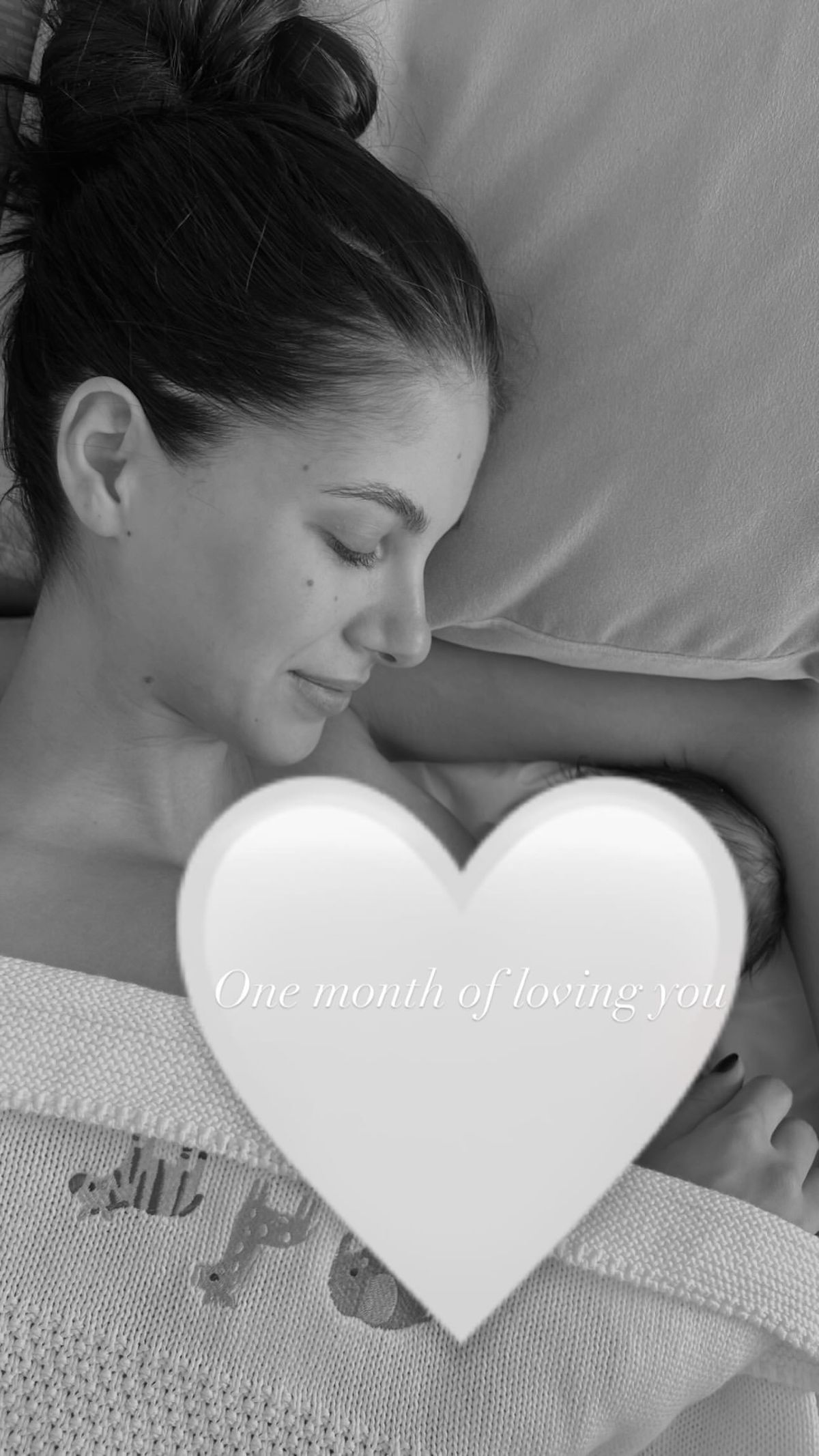 Η Αλεξάνδρα Νίκα με τον γιο της, Βασίλη