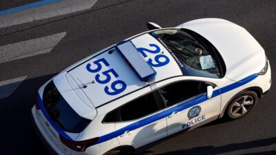 Προφυλακιστέος ο αστυνομικός της Βουλής για τον βιασμό και την κακοποίηση των παιδιών του