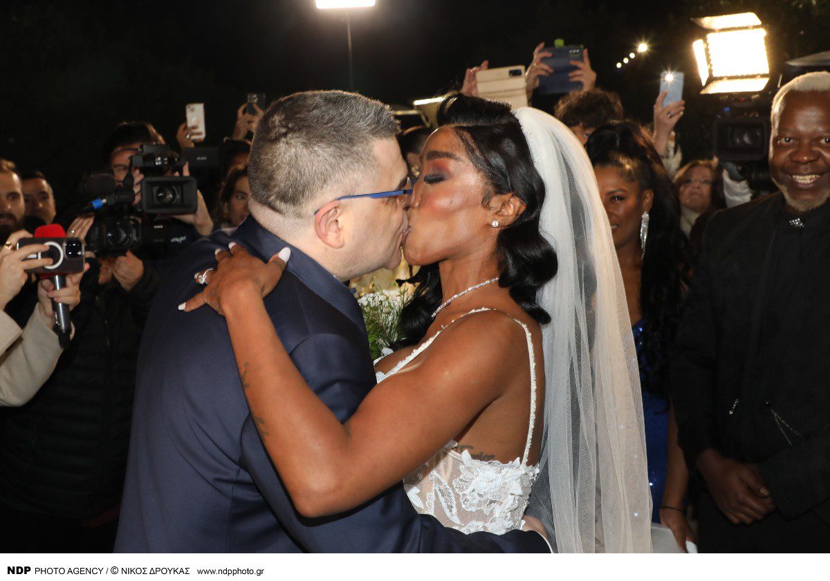 Η Ελίζαμπεθ Ελέτσι και ο Νεκτάριος Λεμονίδης στο γάμο τους