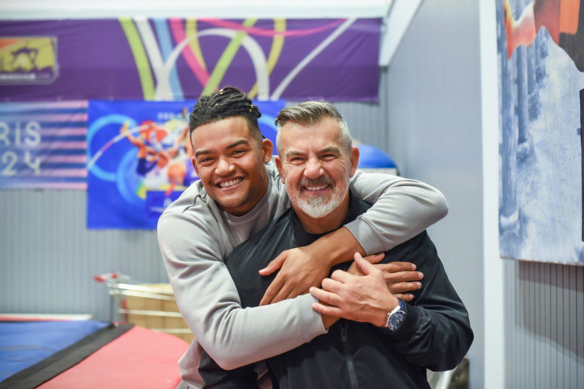 Ο Εμμανουήλ Καραλής με τον πατέρα του Χάρη