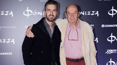 Ο Γιάννης Τσιμιτσέλης με τον Μανούσο Μανουσάκη