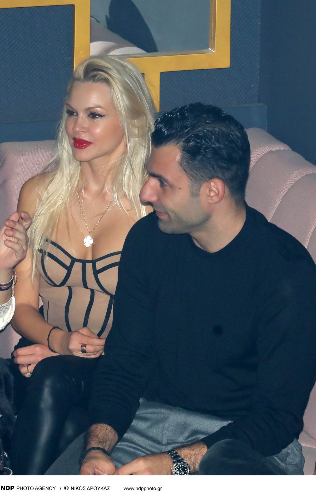 Βίκυ Κάβουρα & Γιώργος Τζαβέλλας