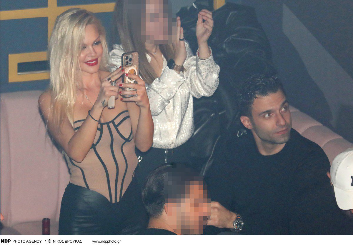 Βίκυ Κάβουρα & Γιώργος Τζαβέλλας