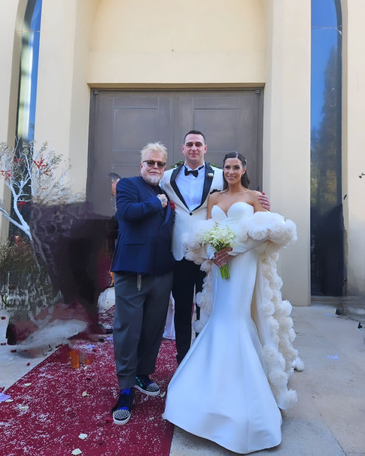 Η Ιζαμπέλλα Φούλοπ και ο Γιώργος Δερβίσης στον γάμο τους με τον Νίκο Αποστολόπουλο