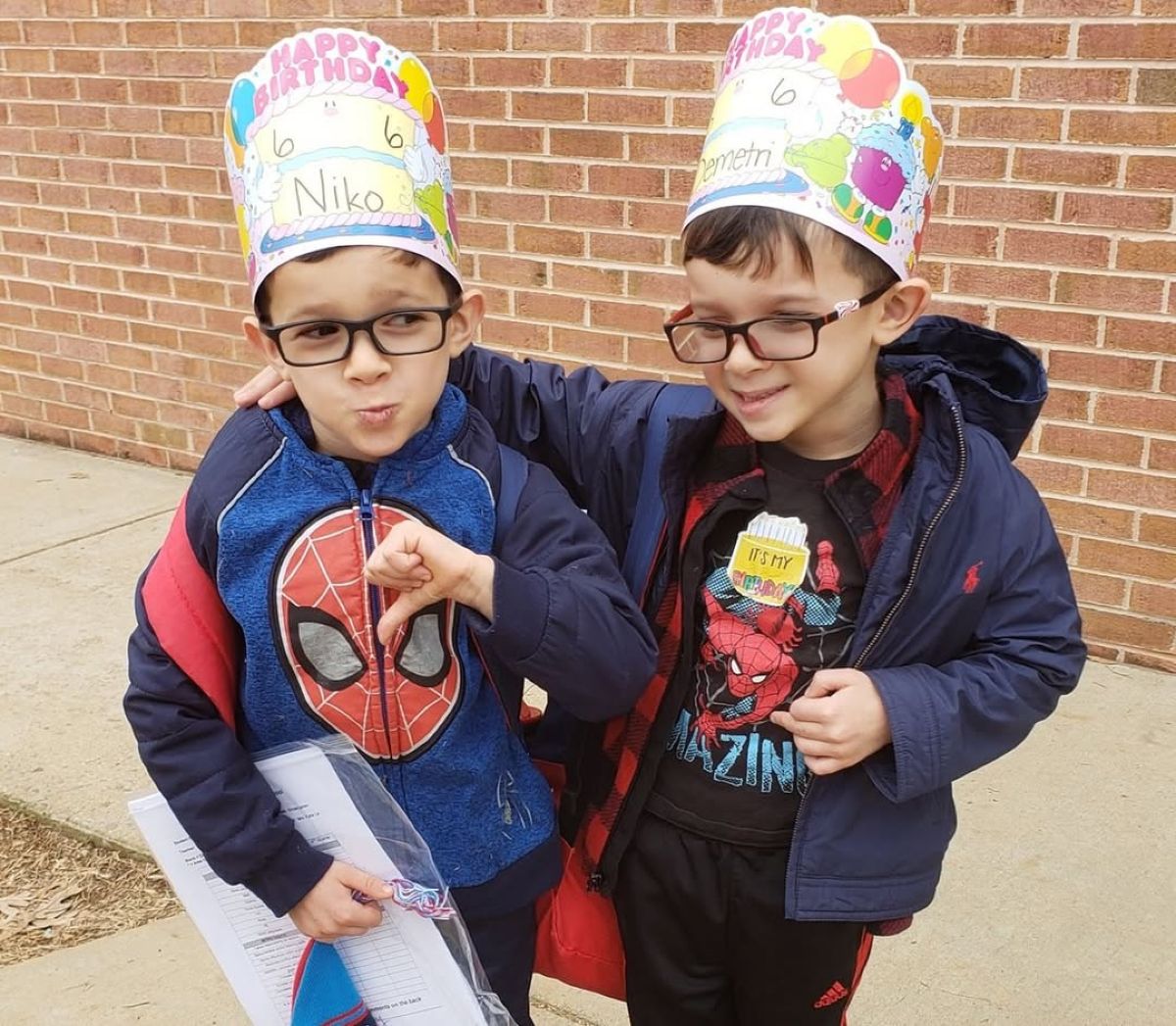 Η Καλομοίρα με τα δίδυμα