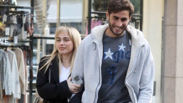 Κόνι Μεταξά, Μάριος Καπότσης