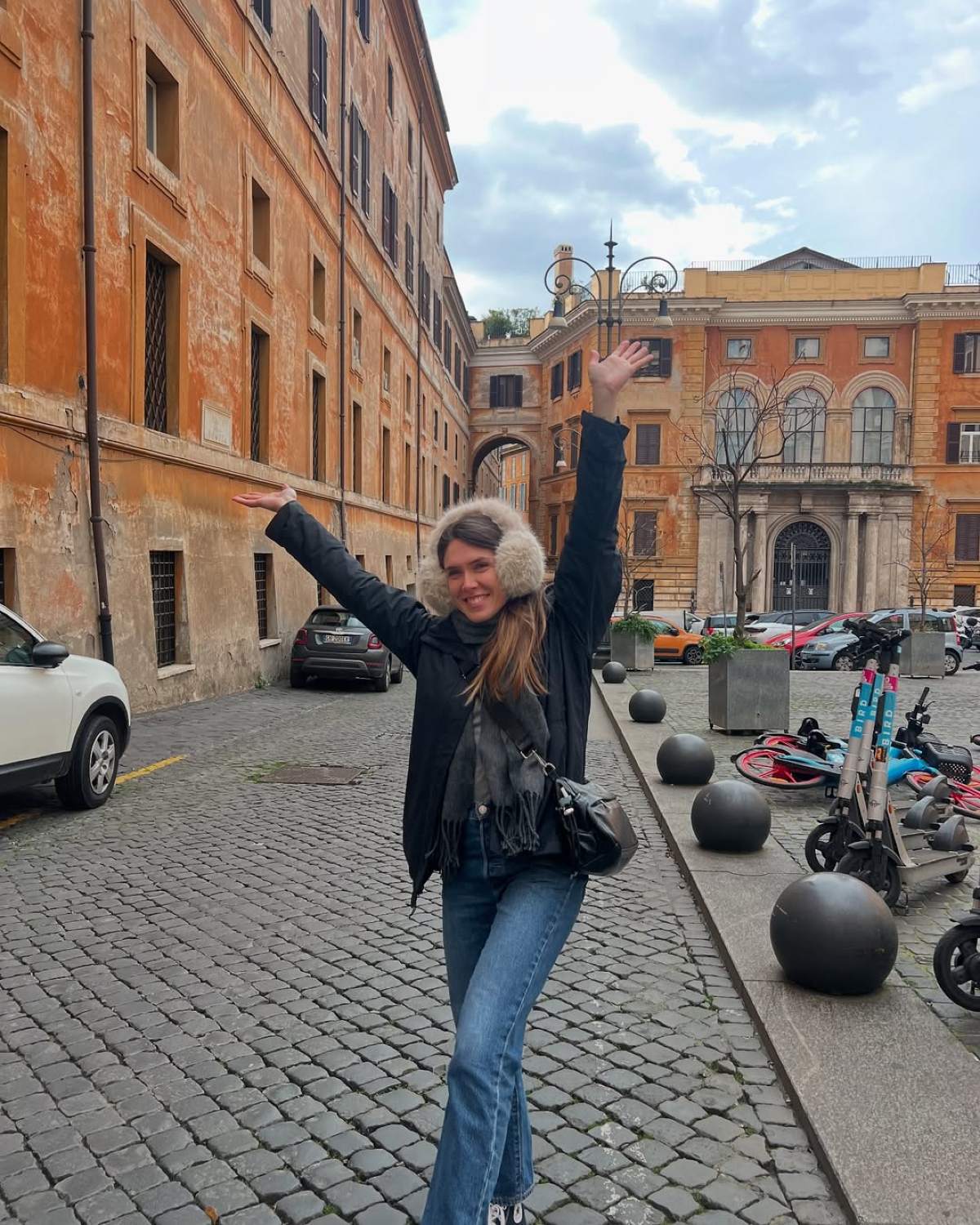 Η Αφροδίτη Λιάντου σε δρόμο στην Ιταλία