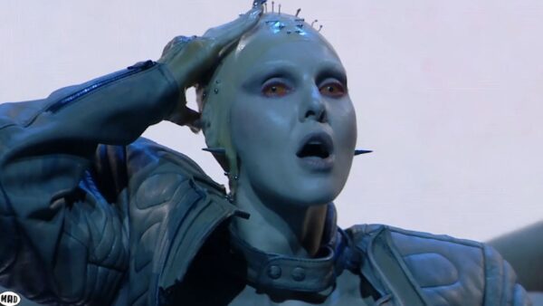 MadWalk 2024: Η Τάμτα μάγεψε με το πιο δυστοπικό act της χρονιάς