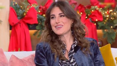 Παυλίνα Βουλγαράκη: «Έχω σχέση και είμαι πολύ καλά» - Απαντάει για τον πατέρα της και για τα φλερτ