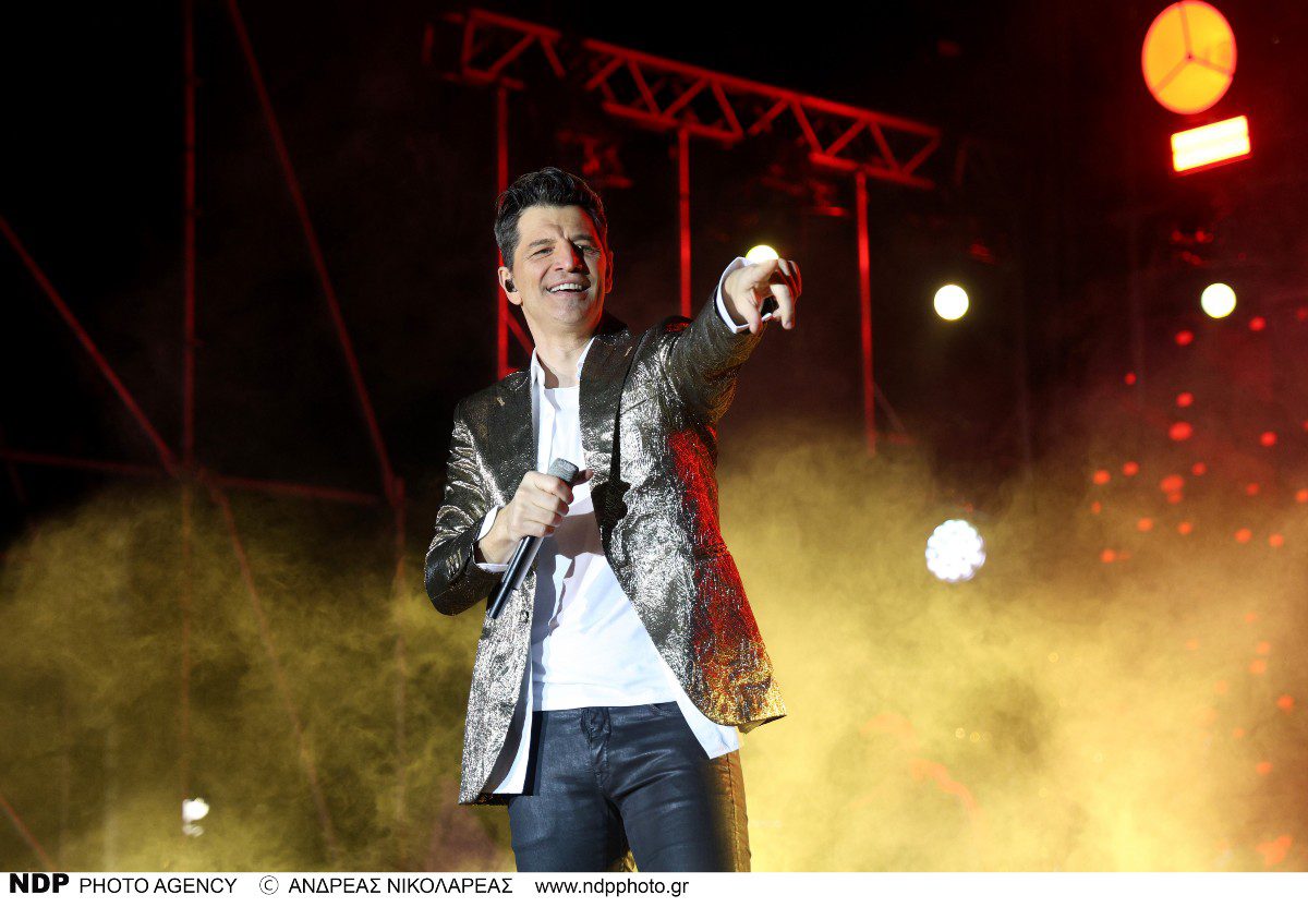 Σάκης Ρουβάς