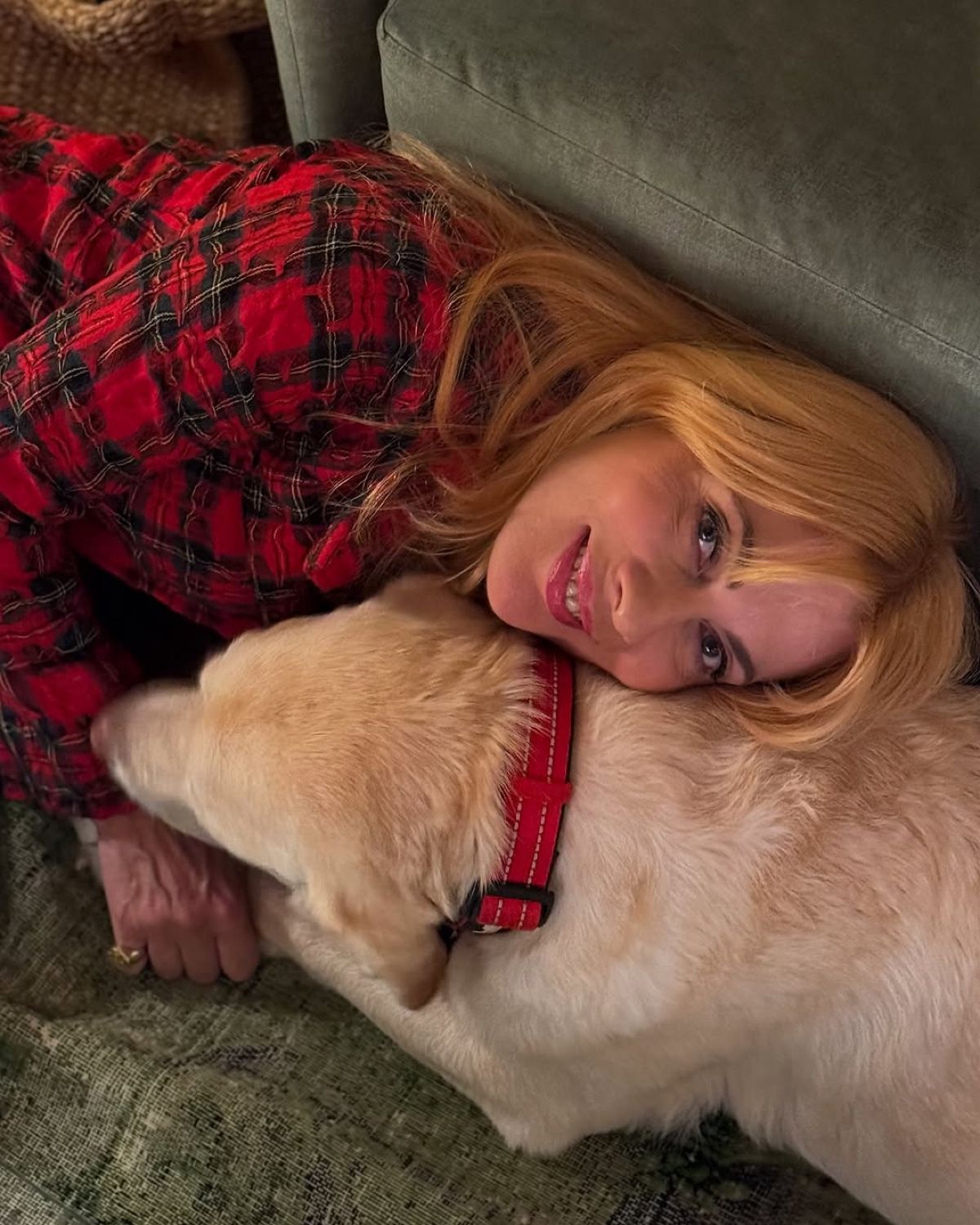 Στόλισε η Σμαράγδα Καρύδη