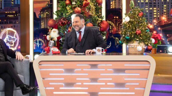 The 2Night Show – Αυτοί είναι οι αποψινοί (2/12) καλεσμένοι του Γρηγόρη Αρναούτογλου