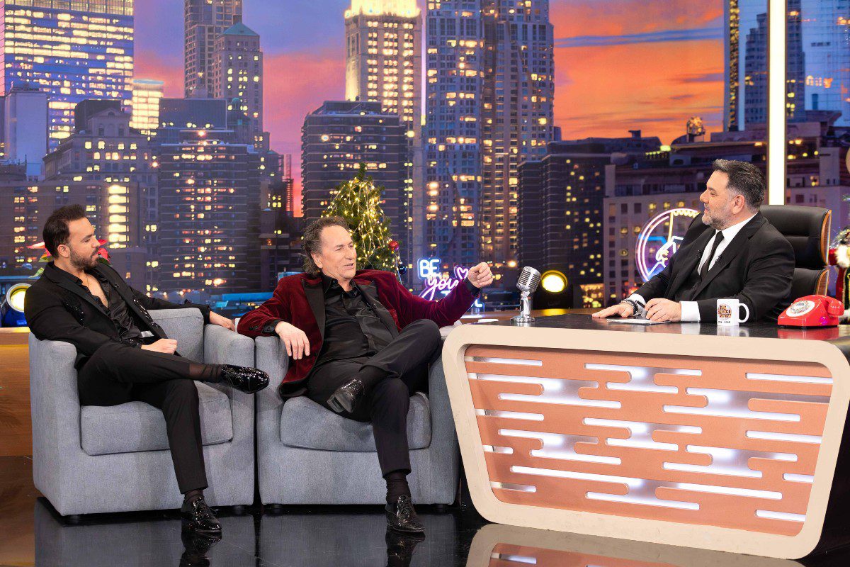 O Μάκης Χριστοδουλόπουλος στο The 2Night Show