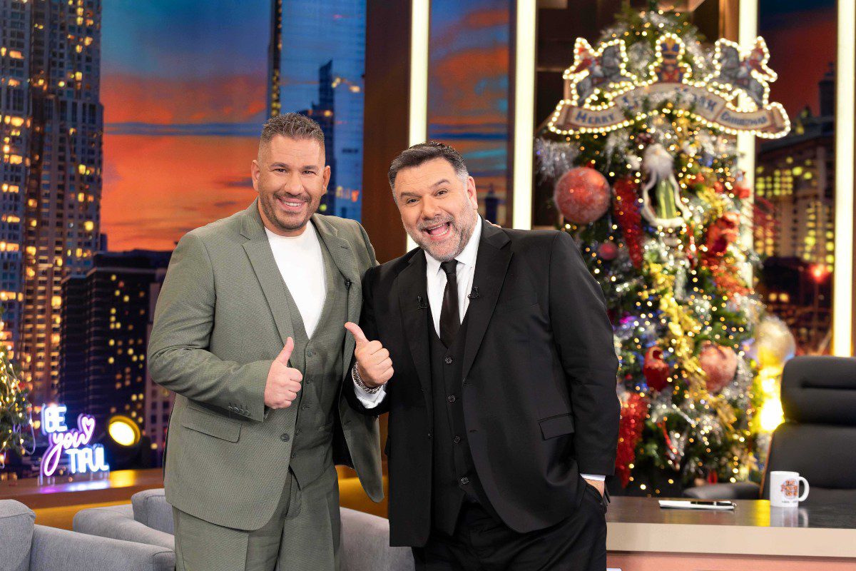 Ο Χάρης Λεμπιδάκης στο The 2Night Show