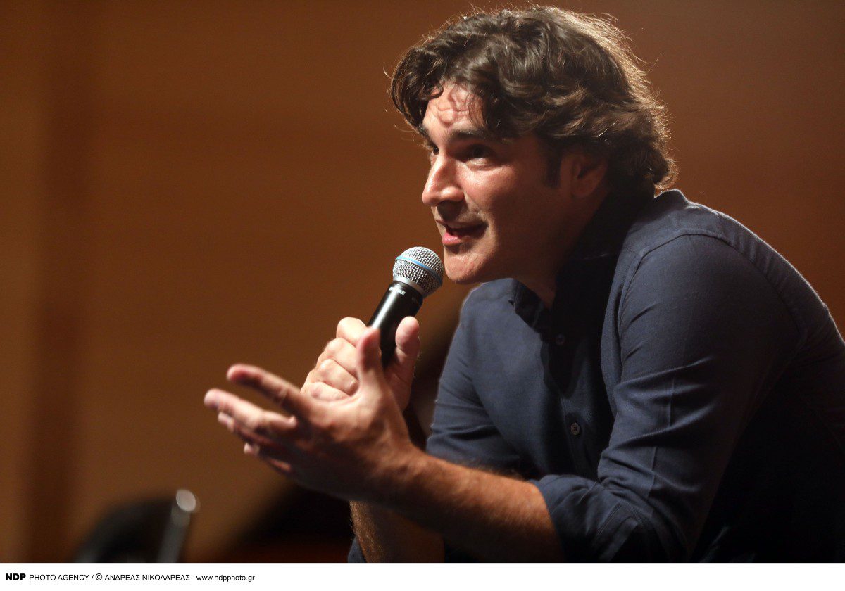 Χριστόφορος Παπακαλιάτης