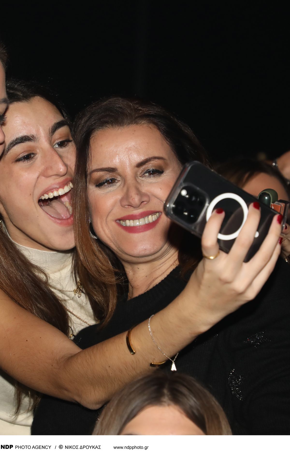 Η Άννα Δρούζα με την κόρη της.