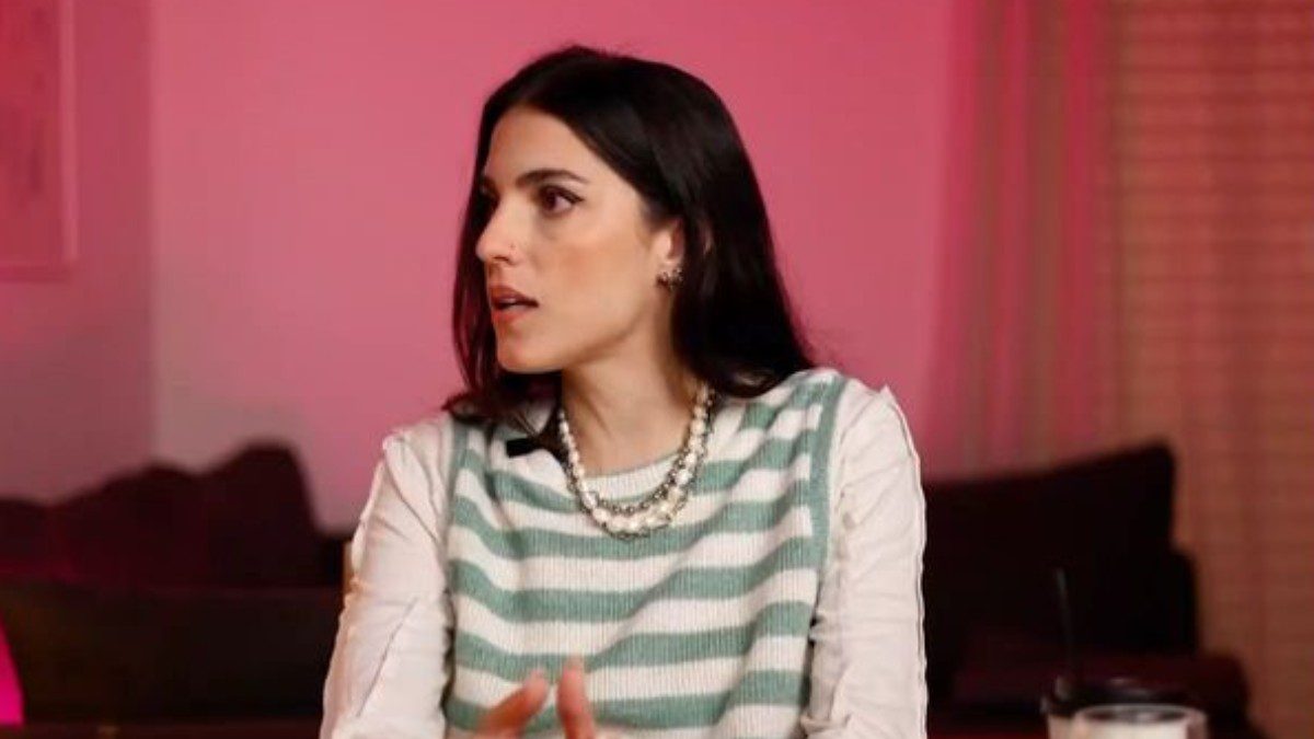 Στο podcast Alex Stories, που προβάλλεται διαδικτυακά στην πλατφόρμα του Youtube, μίλησε η Άννα Μαρία Βέλλη.