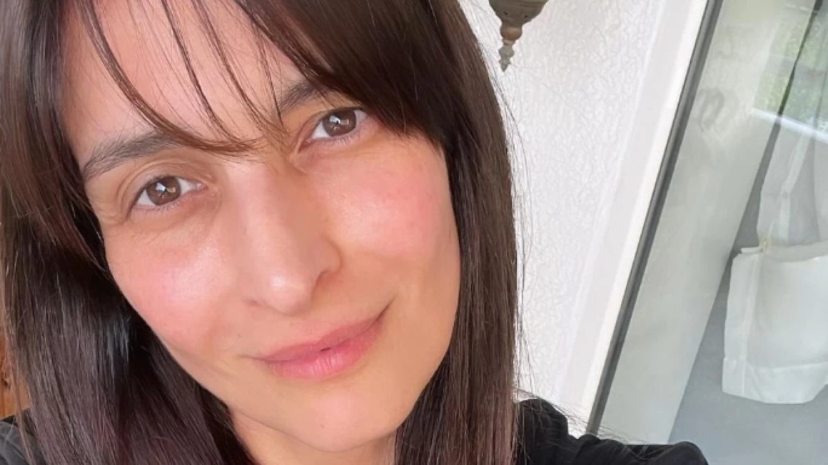 Η Αντιγόνη Κουλουκάκου στόλισε το Χριστουγεννιάτικο δέντρο