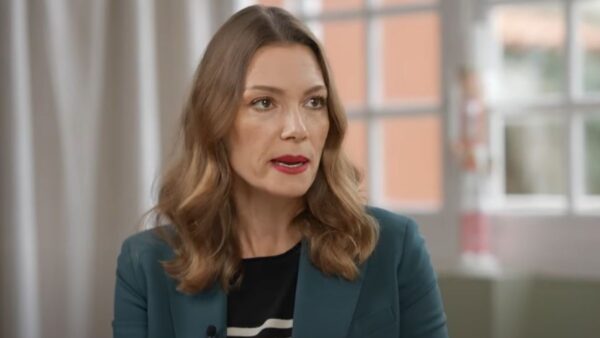 Η Βίκυ Καγιά στο Μαμά-δες