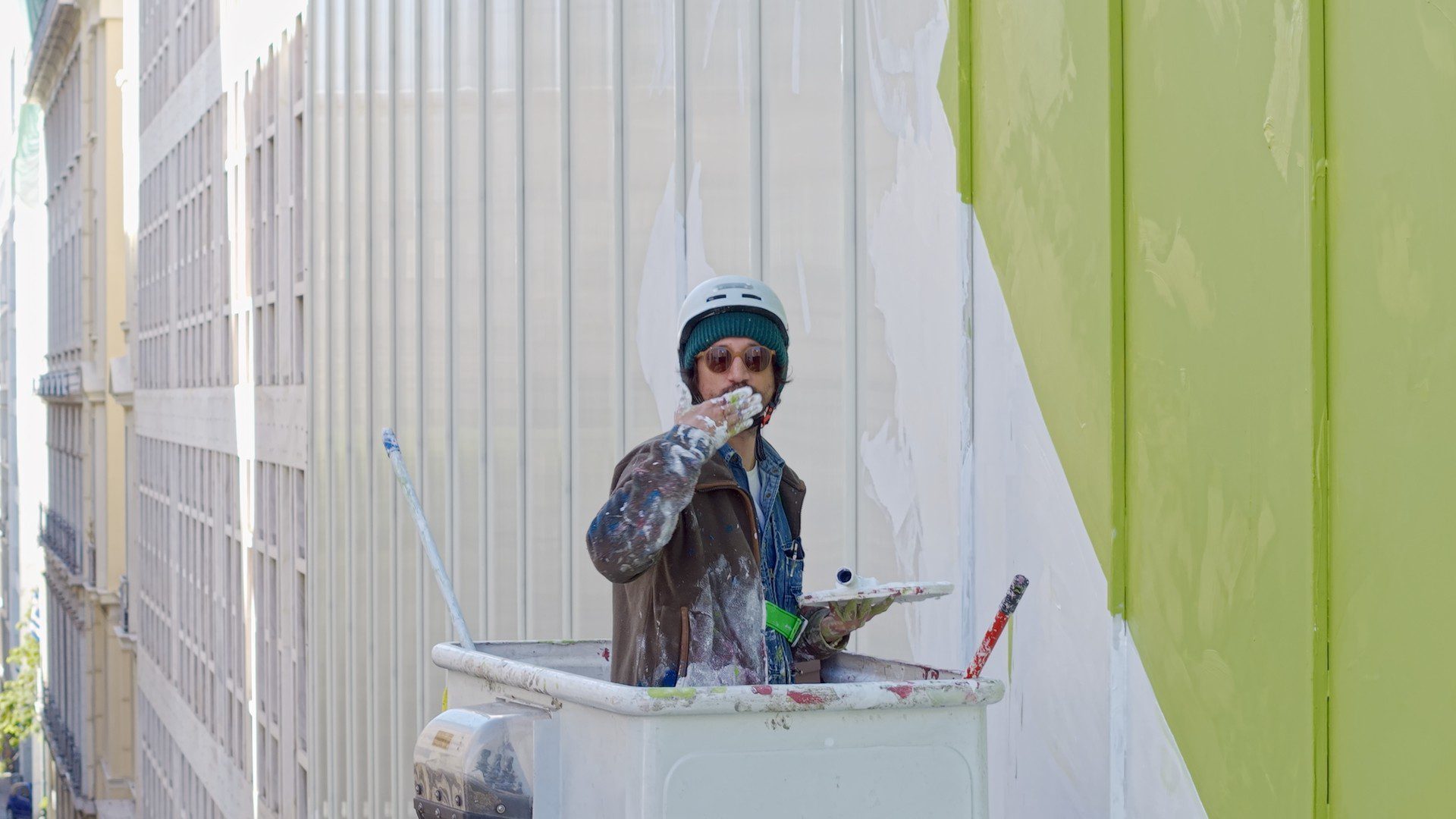 Ο διακεκριμένος Έλληνας καλλιτέχνης Ιάσονας Μεγκούλας, κατά κόσμον Cacao Rocks