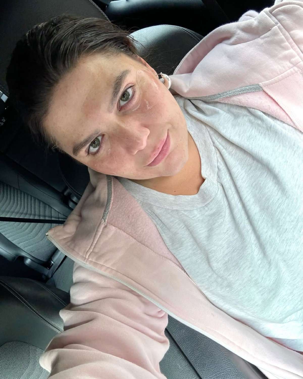 Η Δανάη Μπάρκα στο Instagram