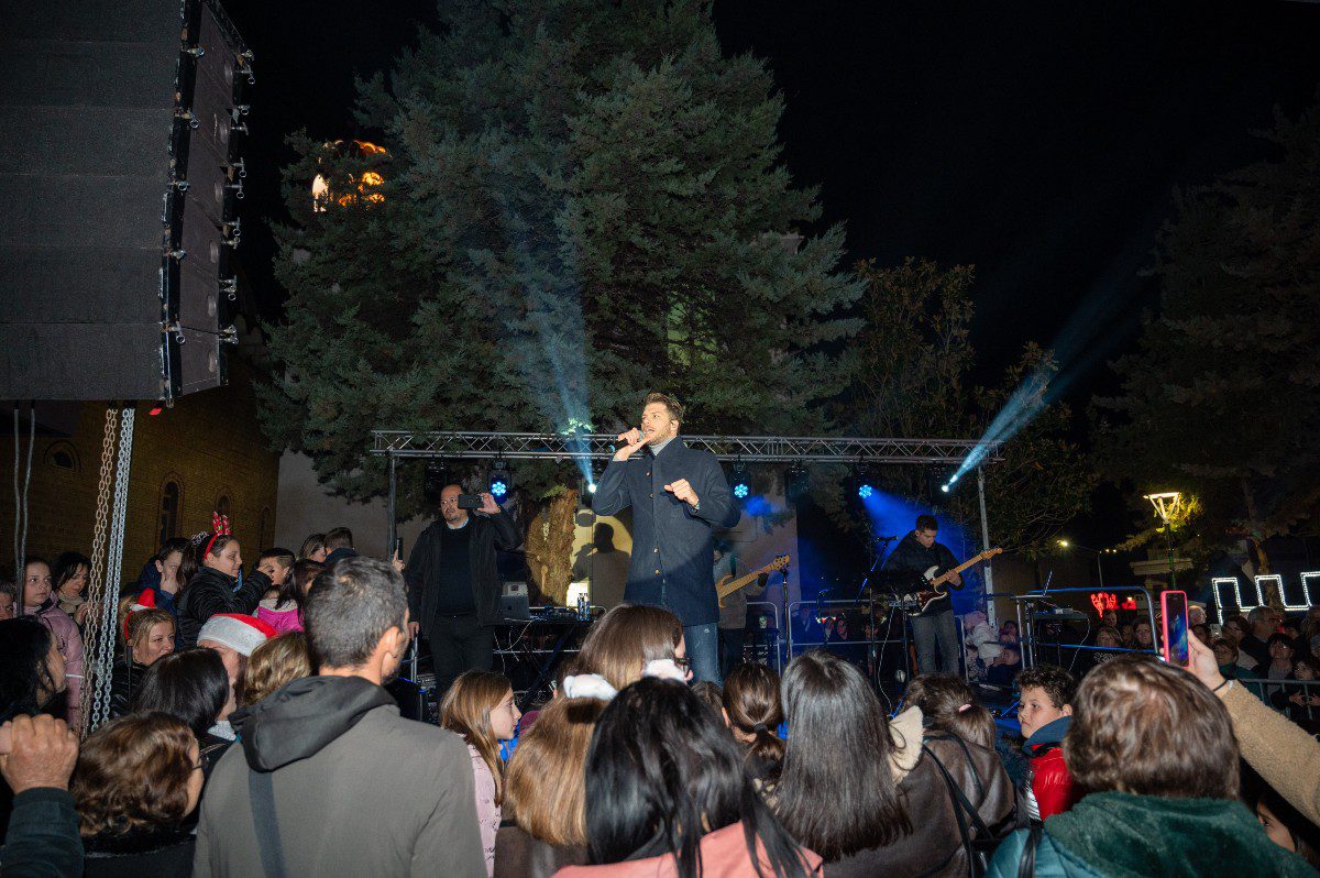 Ο Λούκας Γιώρκας τραγουδησε στο Διδυμότειχο