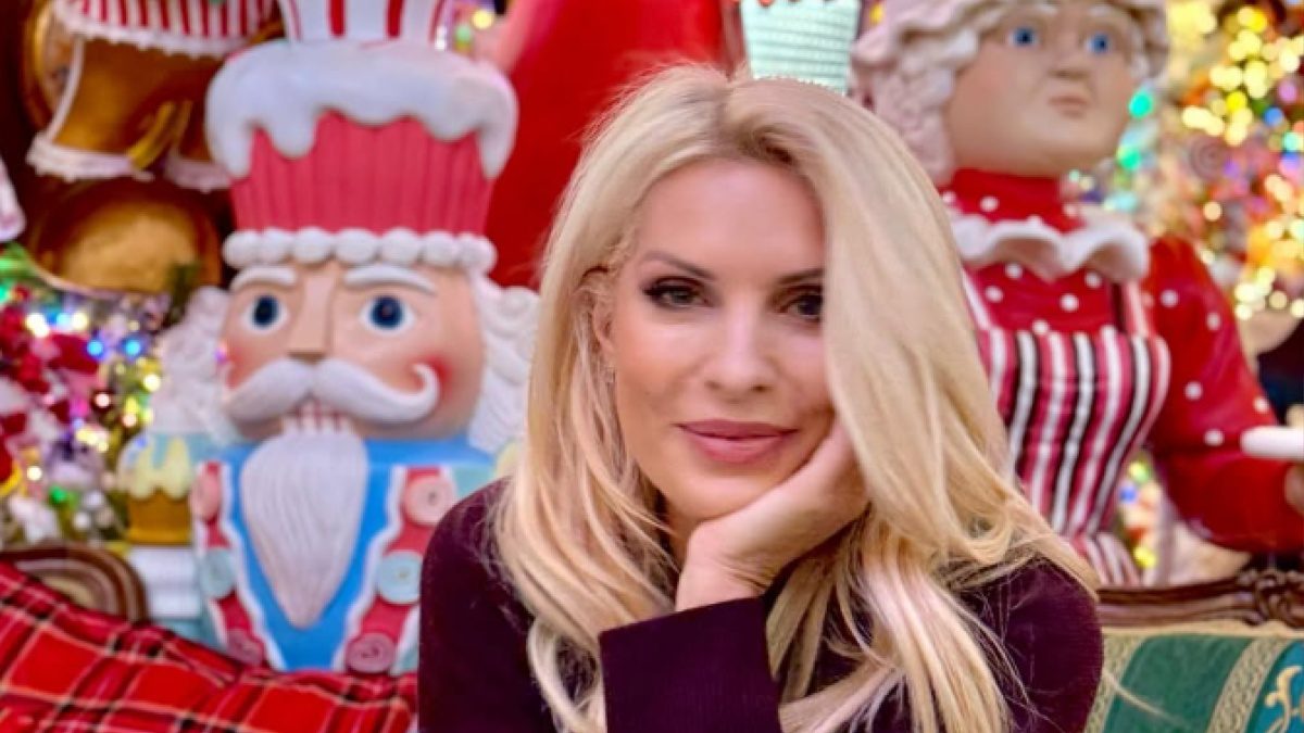 Η Ελένη Μενεγάκη στο Little Kook