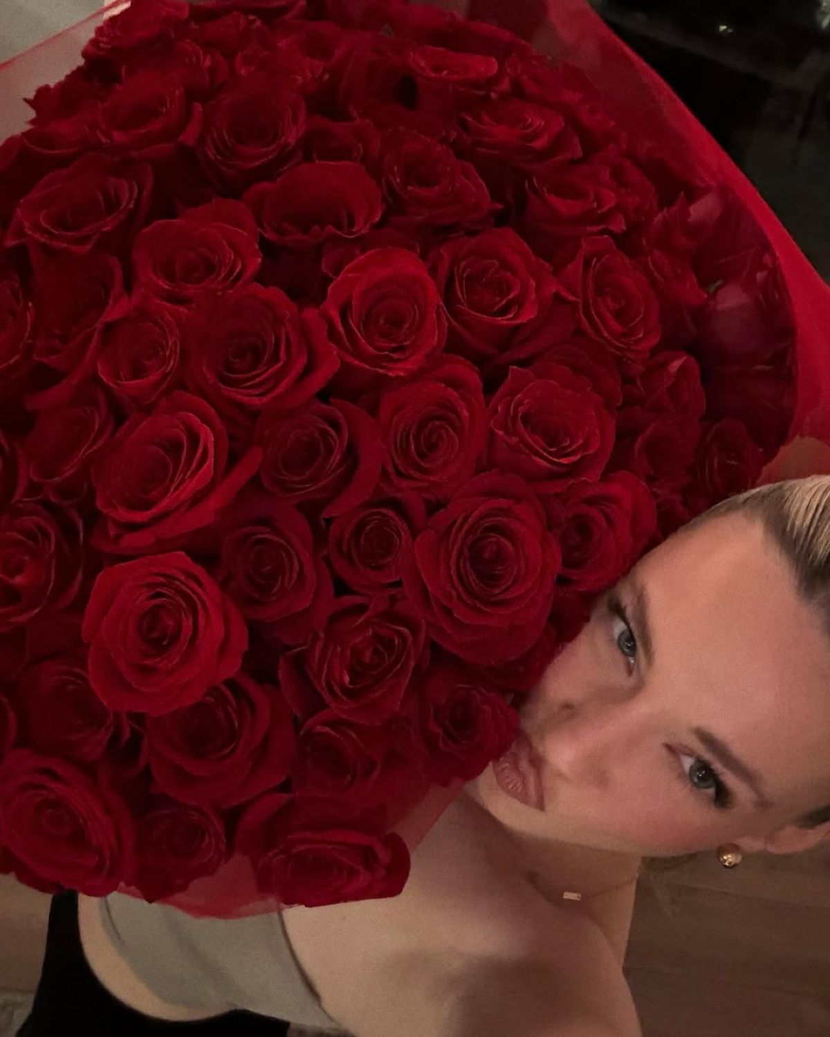 Η Γαρυφαλλιά Καληφώνη στο Instagram.