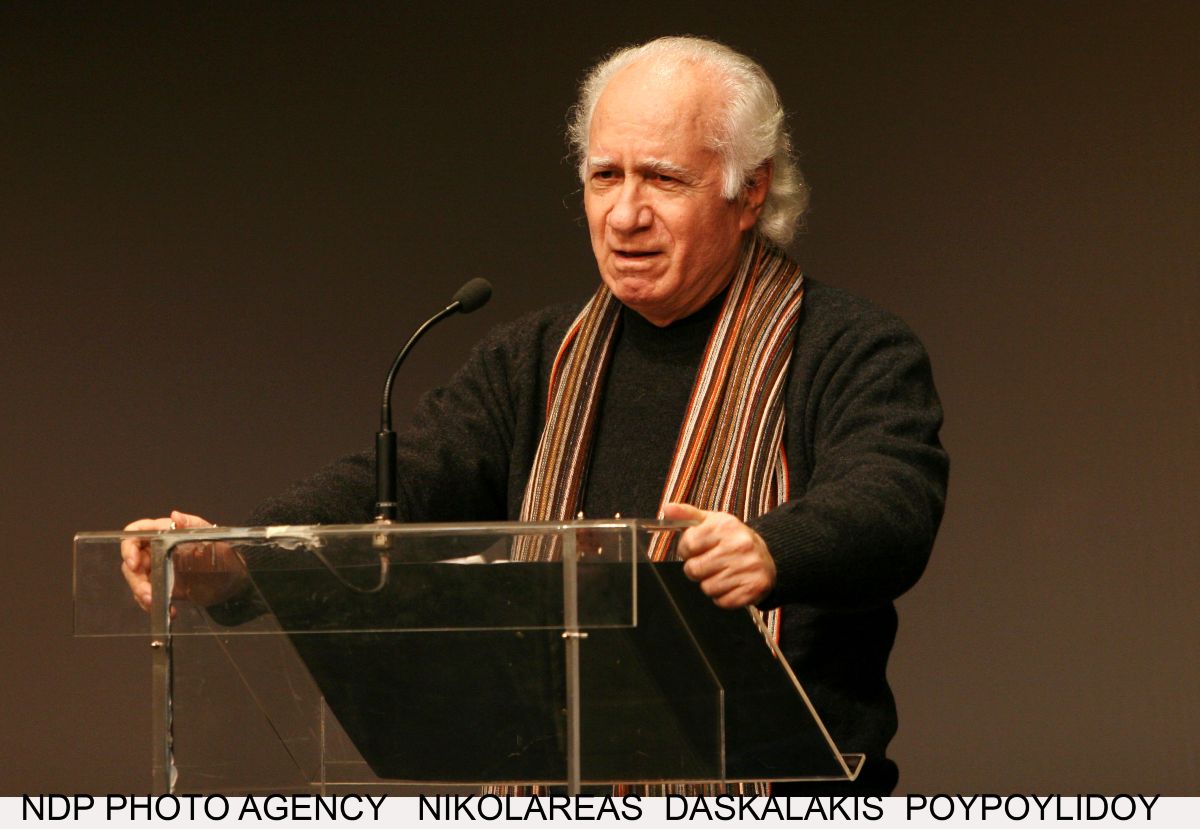 Ο Γιώργος Μιχαηλίδης στο Θέατρο Αλίκη το 2011