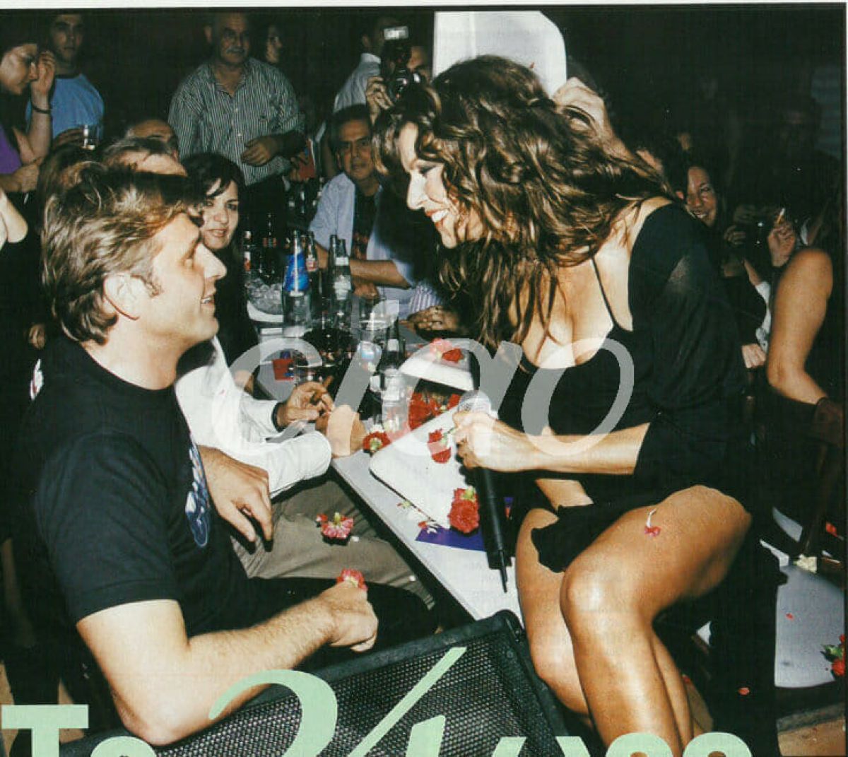 Φωτογραφία που είχε δημοσιευθεί στο περιοδικό Ciao με τον Απόστολο Γκλέτσο και την Λίτσα Γιαγκούση