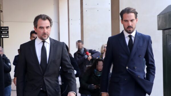 Ο Παύλος και ο Νικόλας Γλυξμπουργκ στην Αθηναική λέσχη