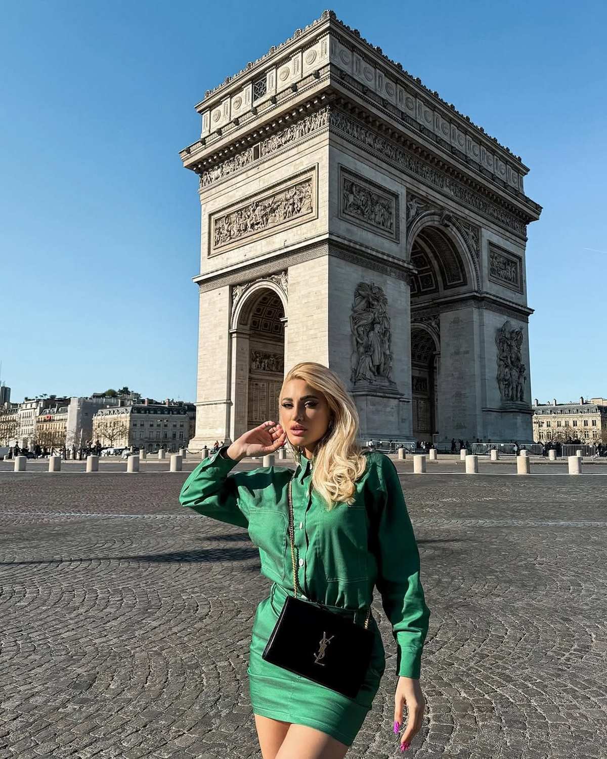 Η Ιωάννα Τούνη στο Παρίσι