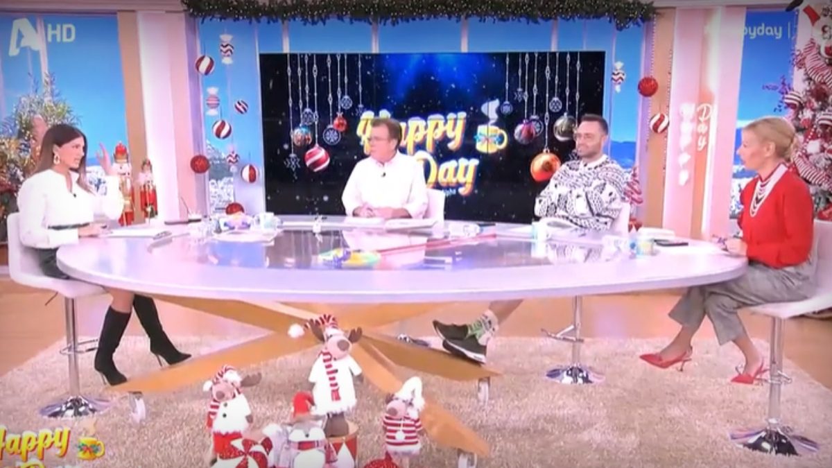 Το πάνελ του happy day