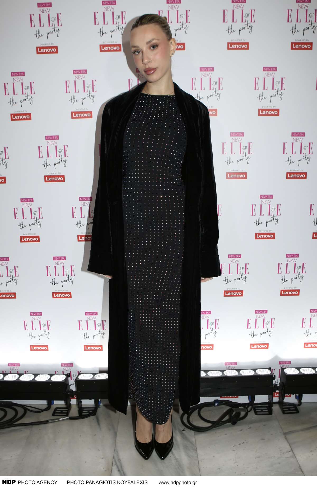 Η Γαρυφαλλιά Καληφώνη σε έξοδό της