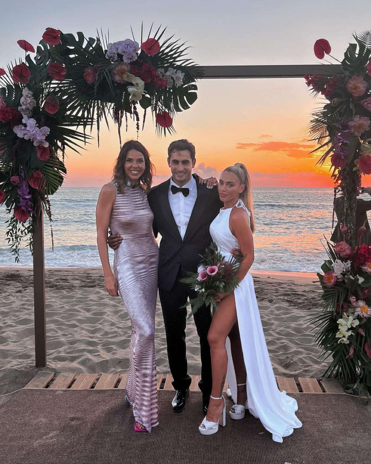 Ο Καπότσης και η Μεταξά στο γάμο τους