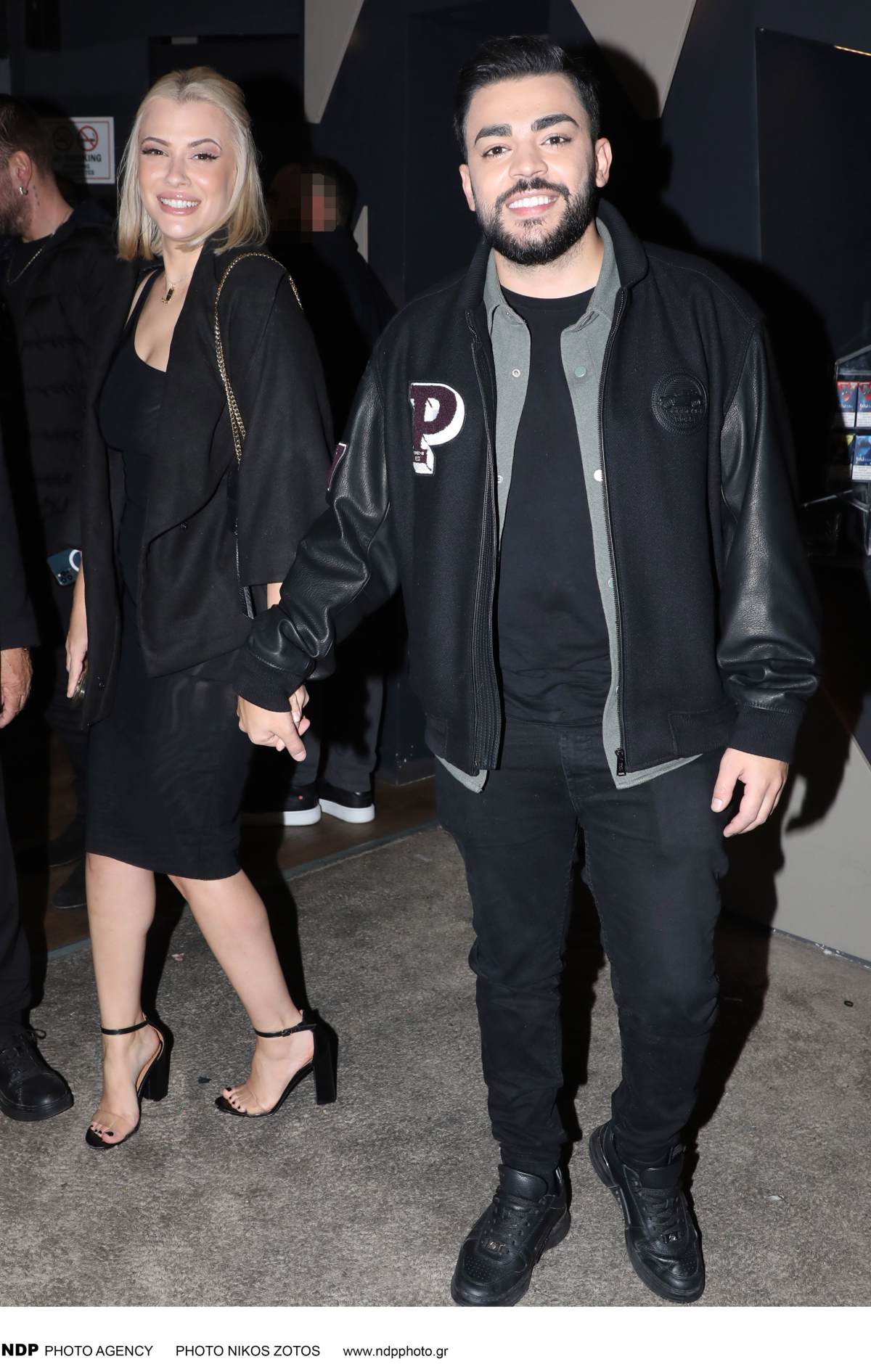 Η Λάουρα Νάργες και ο Χρήστος Σαντικάι σε βραδινή έξοδο.