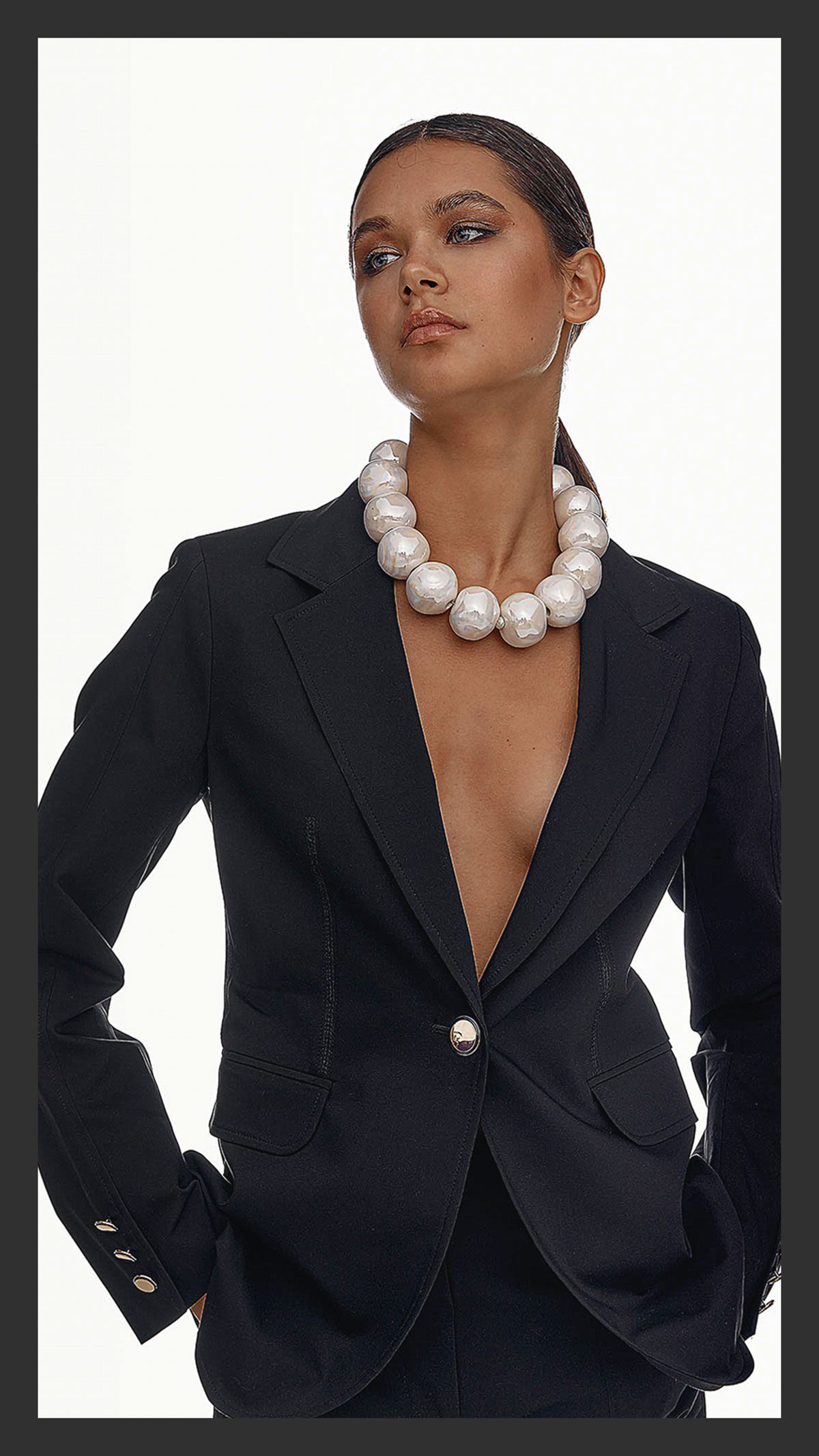 λευκό κολιέ emmanuela eleutheriadou